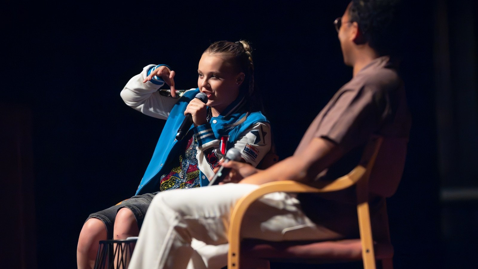 JoJo Siwa speaking at Stanford University from Stanford Speakers Bureau (SSB)